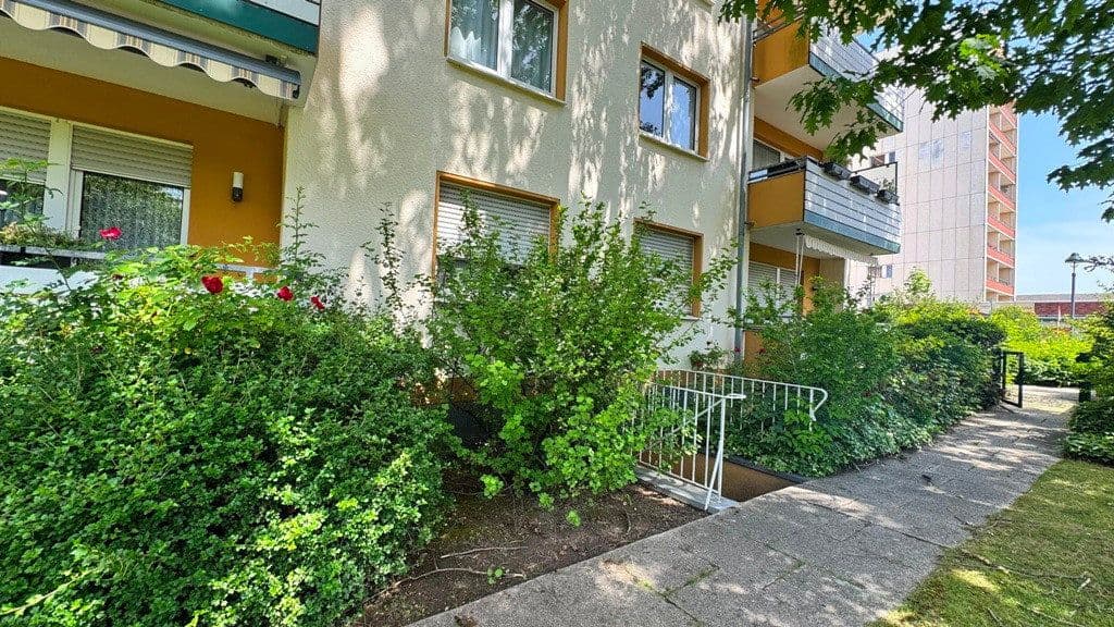 Predaj bytu 4-izbový 94 m², Niederdonker Straße 39, Düsseldorf, Severné Porýnie - Westfálsko Predaj bytu 4-izbový 94 m², Niederdonker Straße 39, Düsseldorf, Severné Porýnie - Westfálsko