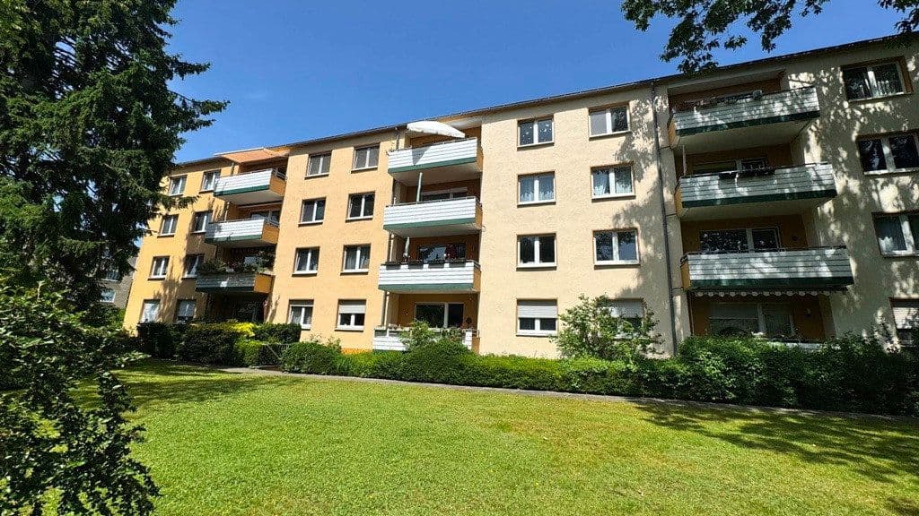 Predaj bytu 4-izbový 94 m², Niederdonker Straße 39, Düsseldorf, Severné Porýnie - Westfálsko Predaj bytu 4-izbový 94 m², Niederdonker Straße 39, Düsseldorf, Severné Porýnie - Westfálsko