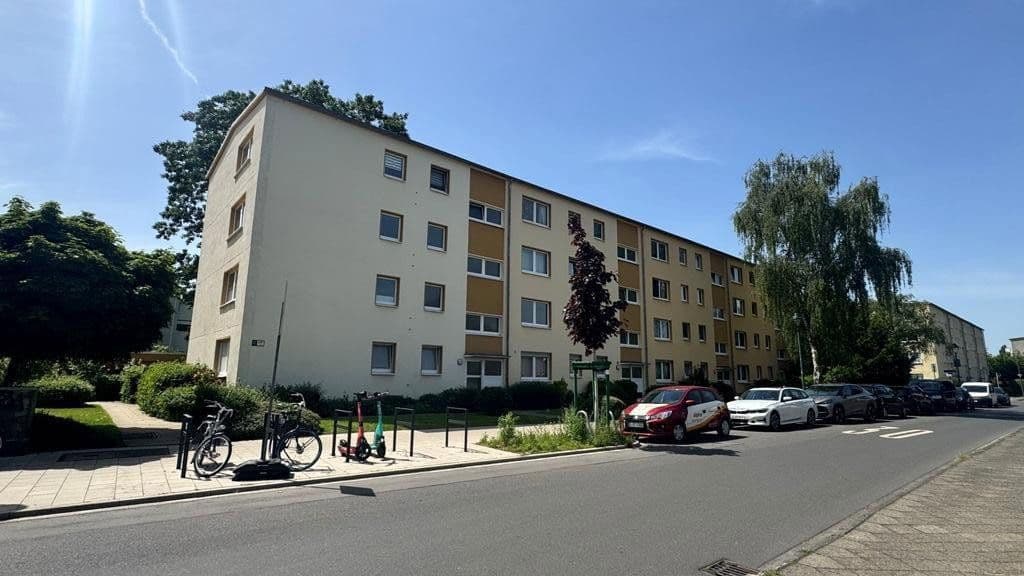 Predaj bytu 4-izbový 94 m², Niederdonker Straße 39, Düsseldorf, Severné Porýnie - Westfálsko Predaj bytu 4-izbový 94 m², Niederdonker Straße 39, Düsseldorf, Severné Porýnie - Westfálsko