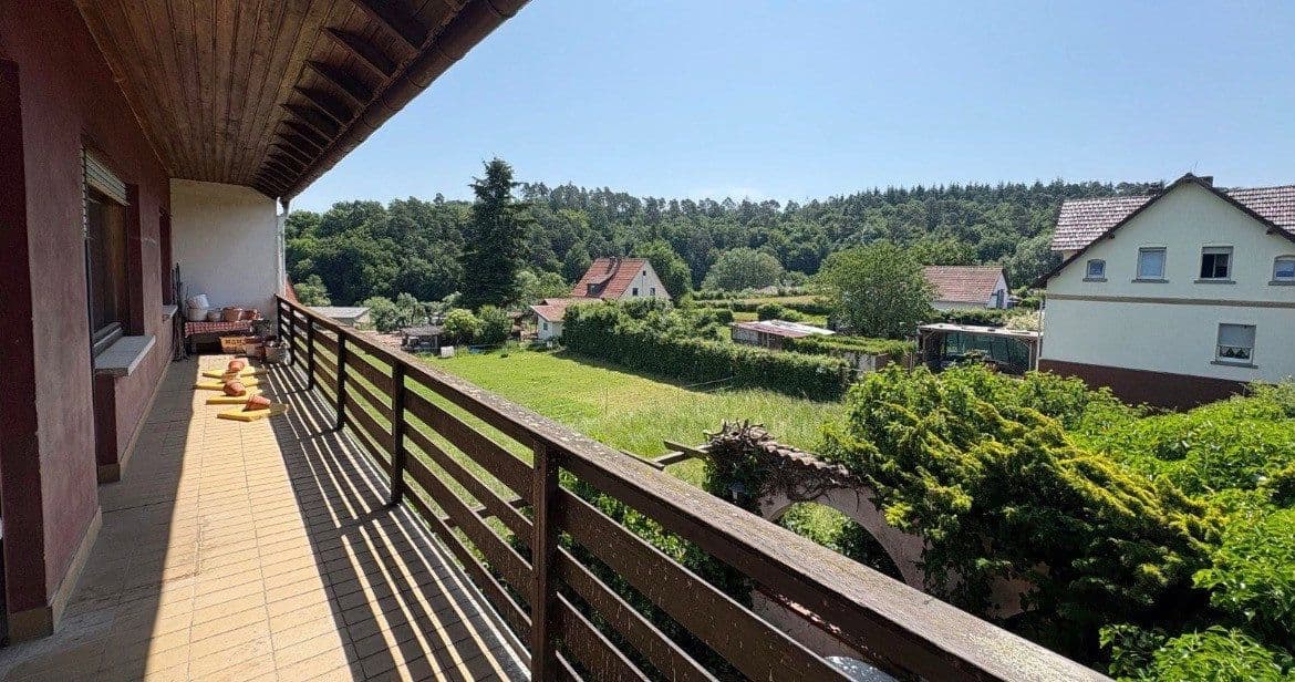 Predaj domu 198 m², pozemek 1.240 m², Aseler Straße 5, Vöhl, Hesensko Predaj domu 198 m², pozemek 1.240 m², Aseler Straße 5, Vöhl, Hesensko