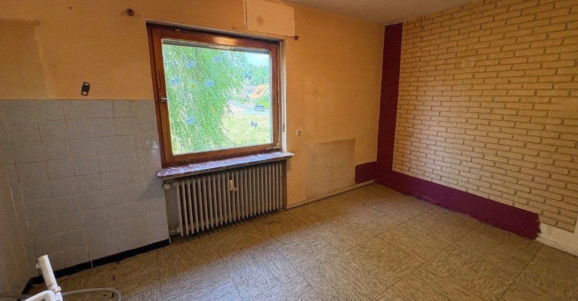Predaj domu 198 m², pozemek 1.240 m², Aseler Straße 5, Vöhl, Hesensko Predaj domu 198 m², pozemek 1.240 m², Aseler Straße 5, Vöhl, Hesensko