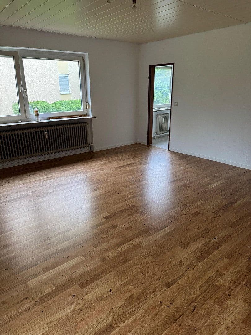 Prenájom bytu 1-izbový 44 m², Flürlenstrasse 19, Weinsberg, Bádensko-Wurttembersko Prenájom bytu 1-izbový 44 m², Flürlenstrasse 19, Weinsberg, Bádensko-Wurttembersko