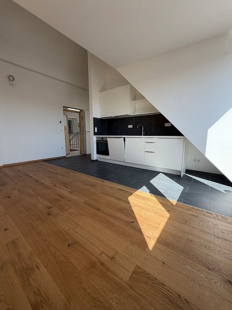 Prenájom bytu 3-izbový 67 m², Wien, Viedeň Prenájom bytu 3-izbový 67 m², Wien, Viedeň