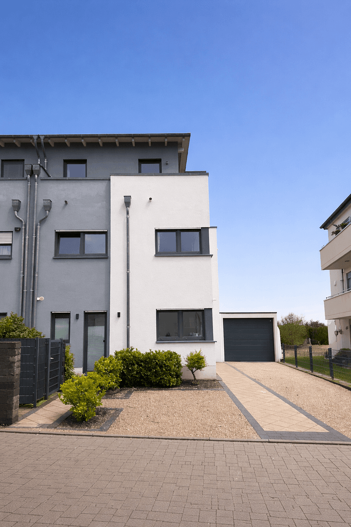 Predaj domu 202 m², pozemek 375 m², Bonn, Severné Porýnie - Westfálsko Predaj domu 202 m², pozemek 375 m², Bonn, Severné Porýnie - Westfálsko