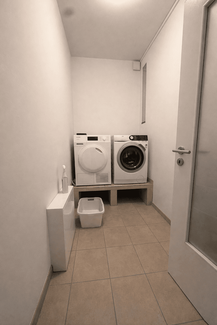 Predaj domu 202 m², pozemek 375 m², Bonn, Severné Porýnie - Westfálsko Predaj domu 202 m², pozemek 375 m², Bonn, Severné Porýnie - Westfálsko