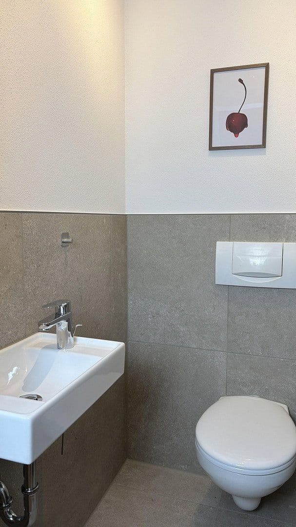 Prenájom bytu 4-izbový 93 m², Altmühlstraße 14, Walting, Bavorsko Prenájom bytu 4-izbový 93 m², Altmühlstraße 14, Walting, Bavorsko