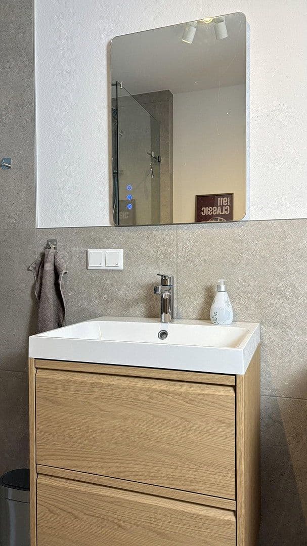 Prenájom bytu 4-izbový 93 m², Altmühlstraße 14, Walting, Bavorsko Prenájom bytu 4-izbový 93 m², Altmühlstraße 14, Walting, Bavorsko