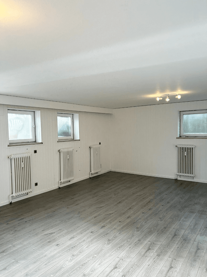 Prenájom kancelárie 47 m², Gartenstraße 15, Bad Segeberg, Šlezvicko-Holštajnsko Prenájom kancelárie 47 m², Gartenstraße 15, Bad Segeberg, Šlezvicko-Holštajnsko
