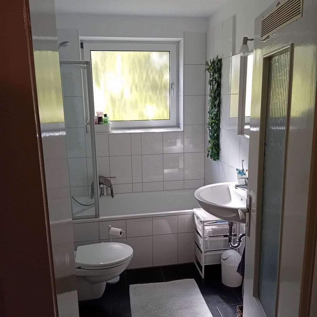 Prenájom bytu 4-izbový 101 m², Landgraf-Karl-Straße 19, Kassel, Hesensko Prenájom bytu 4-izbový 101 m², Landgraf-Karl-Straße 19, Kassel, Hesensko
