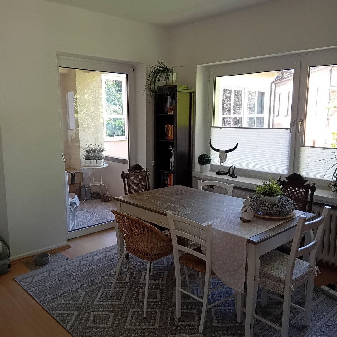 Prenájom bytu 4-izbový 101 m², Landgraf-Karl-Straße 19, Kassel, Hesensko Prenájom bytu 4-izbový 101 m², Landgraf-Karl-Straße 19, Kassel, Hesensko