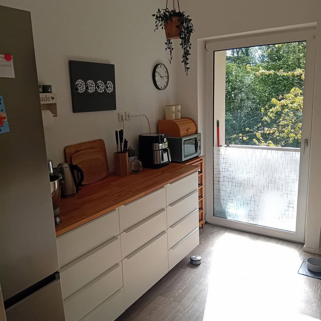 Prenájom bytu 4-izbový 101 m², Landgraf-Karl-Straße 19, Kassel, Hesensko Prenájom bytu 4-izbový 101 m², Landgraf-Karl-Straße 19, Kassel, Hesensko