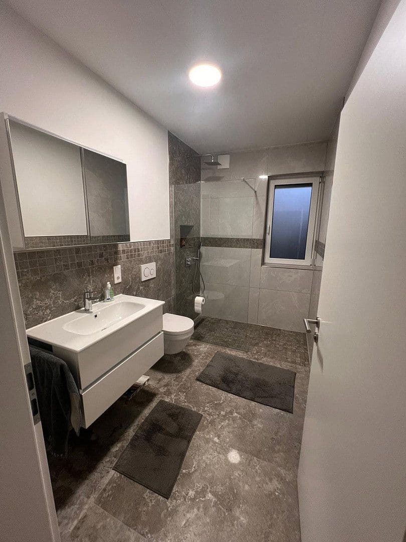 Prenájom bytu 3-izbový 75 m², Löwengasse 12, Lollar, Hesensko Prenájom bytu 3-izbový 75 m², Löwengasse 12, Lollar, Hesensko