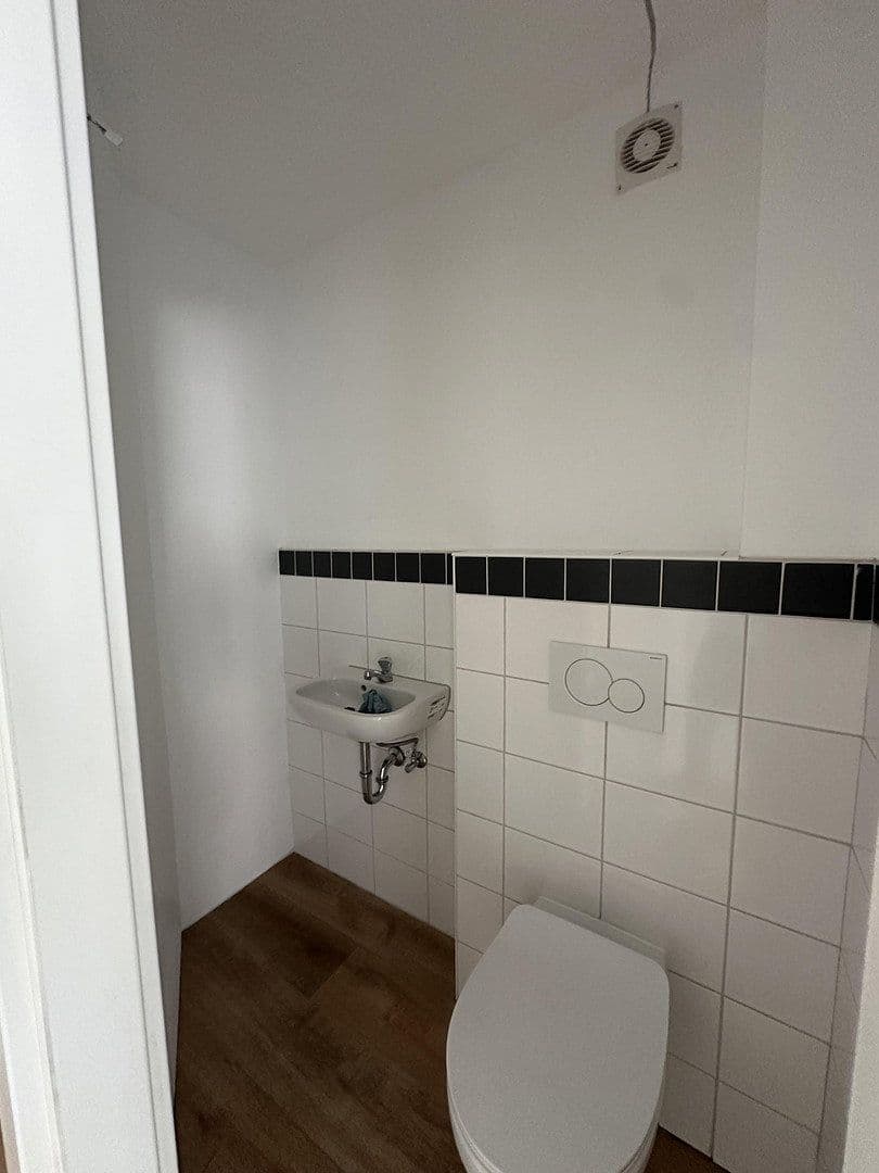 Prenájom bytu 1-izbový 29 m², Kohlenstraße 9-11, Rastatt, Bádensko-Wurttembersko Prenájom bytu 1-izbový 29 m², Kohlenstraße 9-11, Rastatt, Bádensko-Wurttembersko