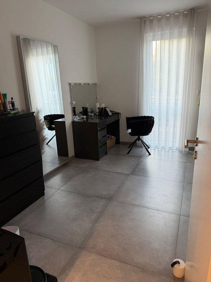 Prenájom bytu 4-izbový 97 m², Erlensee, Hesensko Prenájom bytu 4-izbový 97 m², Erlensee, Hesensko