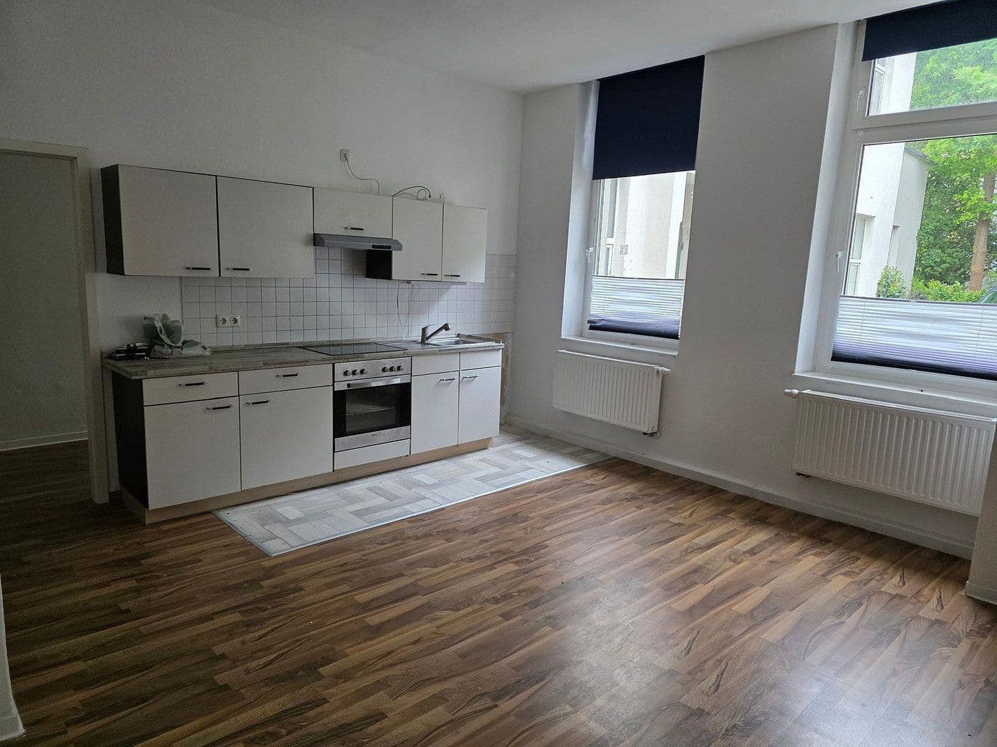 Prenájom bytu 2-izbový 80 m², Dahlmannstraße 36, Wismar, Meklenbursko-Predpomoransko Prenájom bytu 2-izbový 80 m², Dahlmannstraße 36, Wismar, Meklenbursko-Predpomoransko