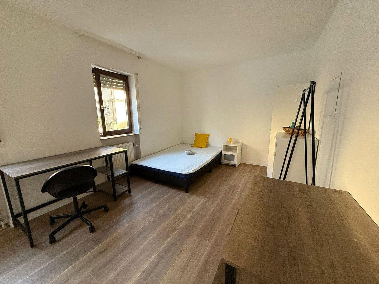 Prenájom bytu 1-izbový 23 m², Erlangen, Bavorsko Prenájom bytu 1-izbový 23 m², Erlangen, Bavorsko