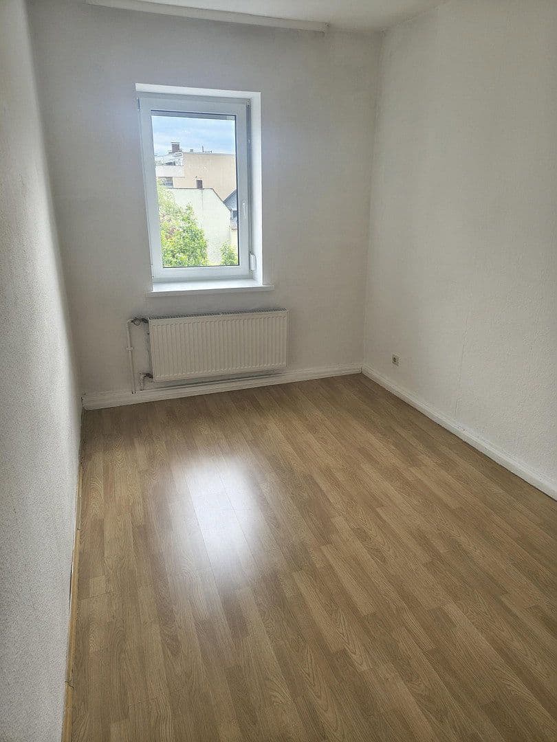 Prenájom bytu 3-izbový 55 m², Fürther Str. 167, Nürnberg, Bavorsko Prenájom bytu 3-izbový 55 m², Fürther Str. 167, Nürnberg, Bavorsko