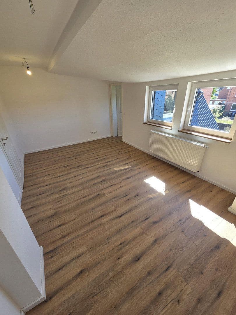 Prenájom domu 93 m², pozemek 327 m², Rheine, Severné Porýnie - Westfálsko Prenájom domu 93 m², pozemek 327 m², Rheine, Severné Porýnie - Westfálsko