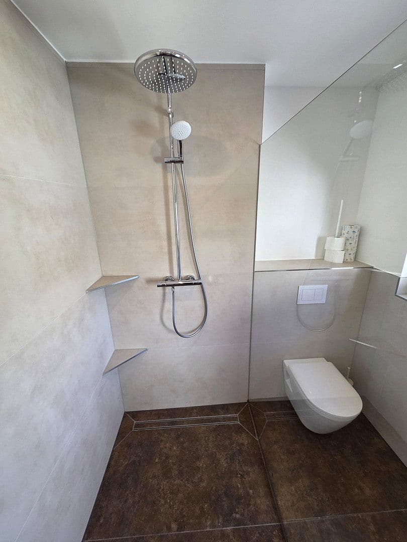 Prenájom domu 93 m², pozemek 327 m², Rheine, Severné Porýnie - Westfálsko Prenájom domu 93 m², pozemek 327 m², Rheine, Severné Porýnie - Westfálsko