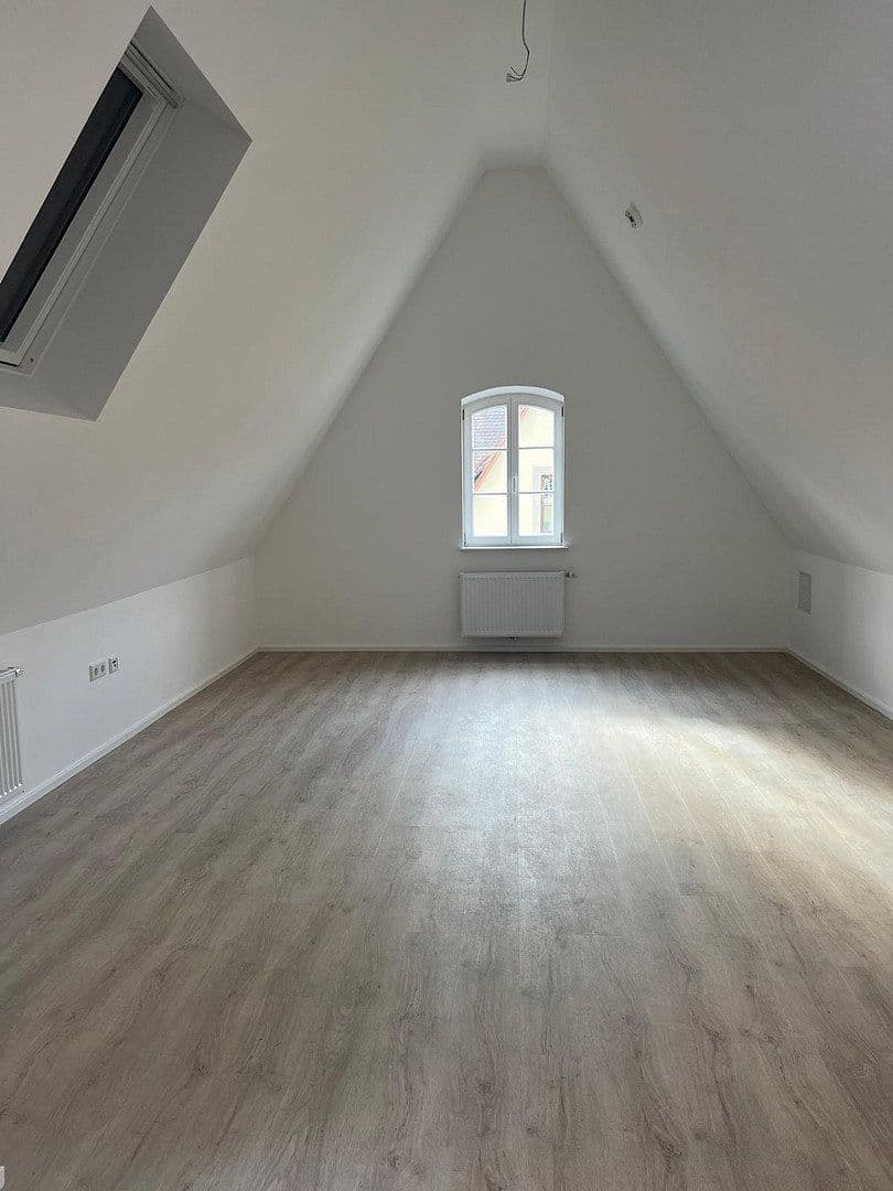 Prenájom bytu 5-izbový 120 m², Galgengasse 1-3, Rothenburg ob der Tauber, Bavorsko Prenájom bytu 5-izbový 120 m², Galgengasse 1-3, Rothenburg ob der Tauber, Bavorsko