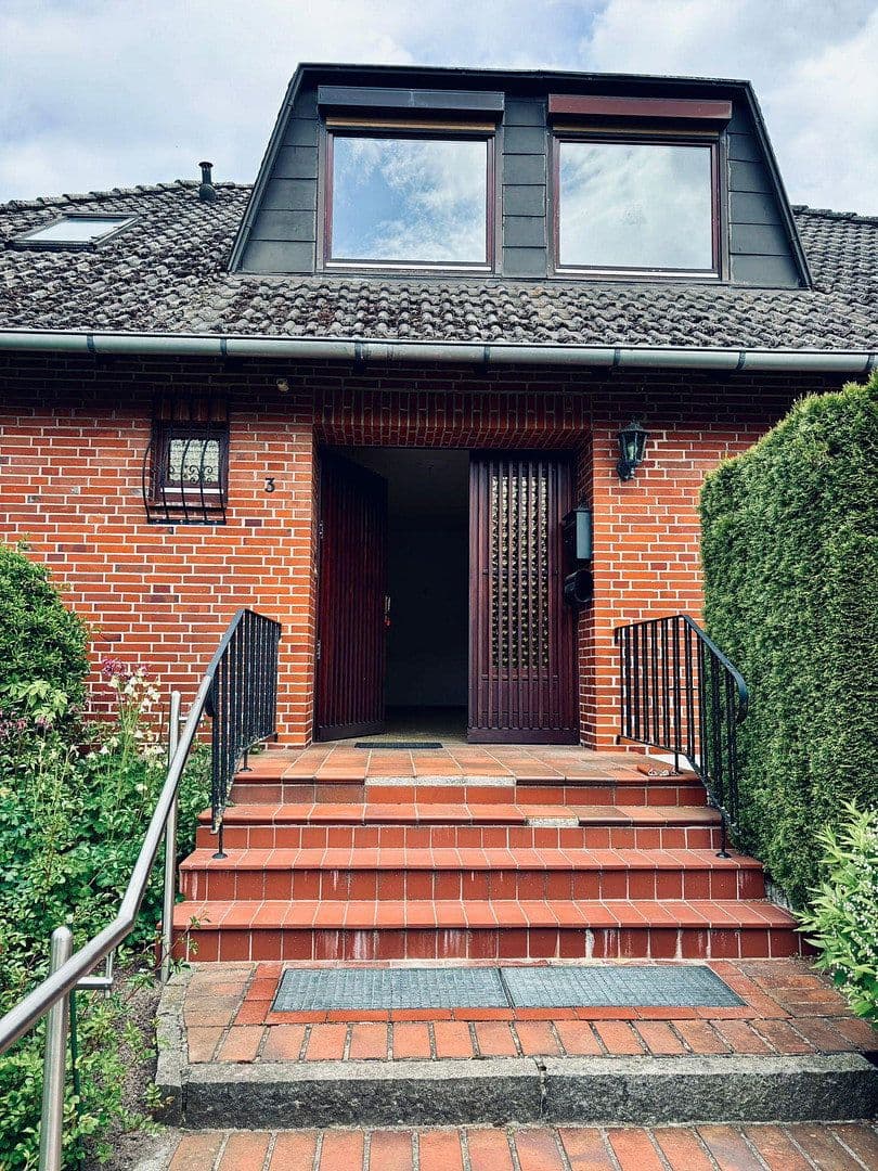 Predaj domu 192 m², pozemek 1.313 m², Büchen, Šlezvicko-Holštajnsko Predaj domu 192 m², pozemek 1.313 m², Büchen, Šlezvicko-Holštajnsko