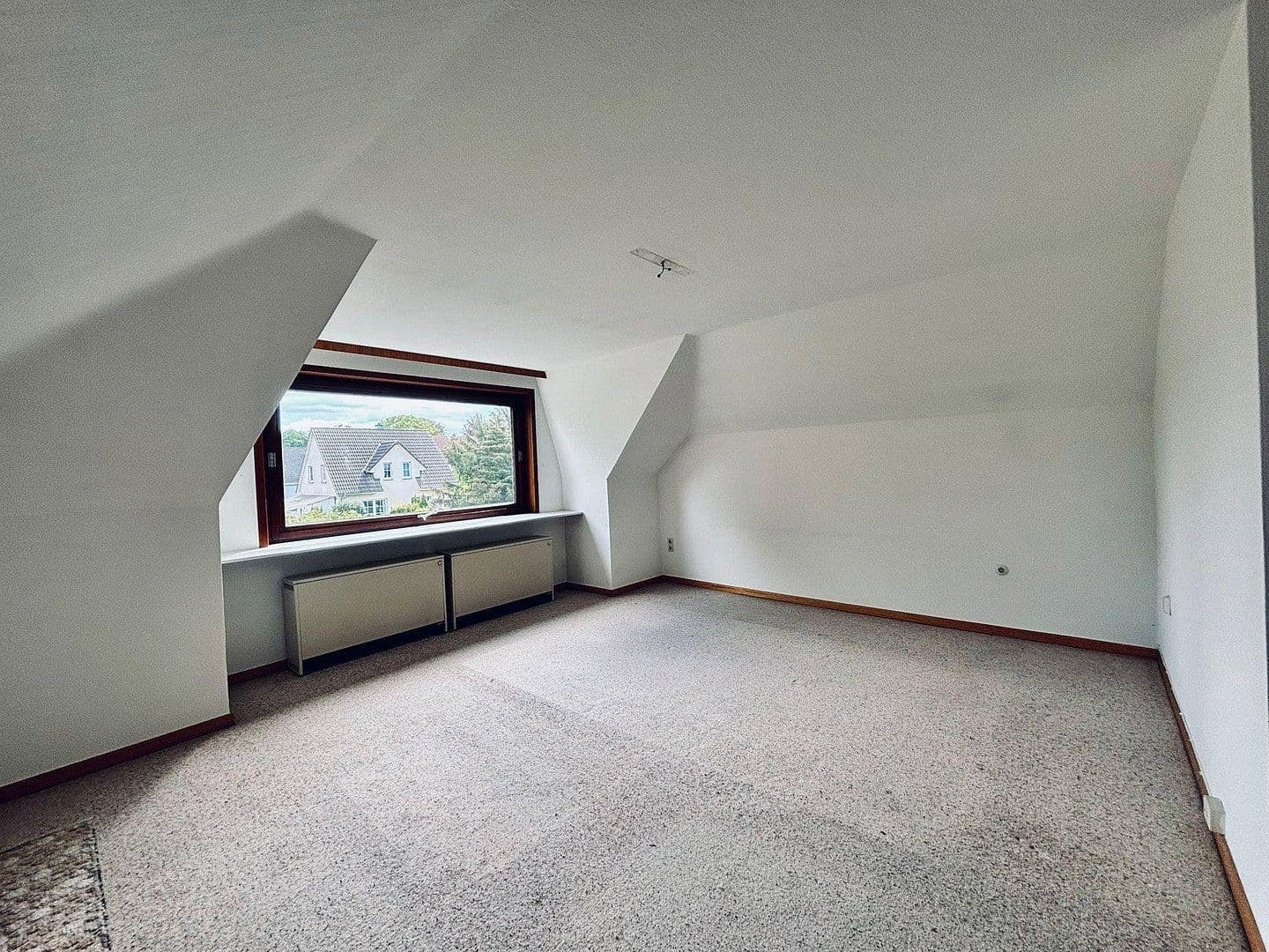 Predaj domu 192 m², pozemek 1.313 m², Büchen, Šlezvicko-Holštajnsko Predaj domu 192 m², pozemek 1.313 m², Büchen, Šlezvicko-Holštajnsko