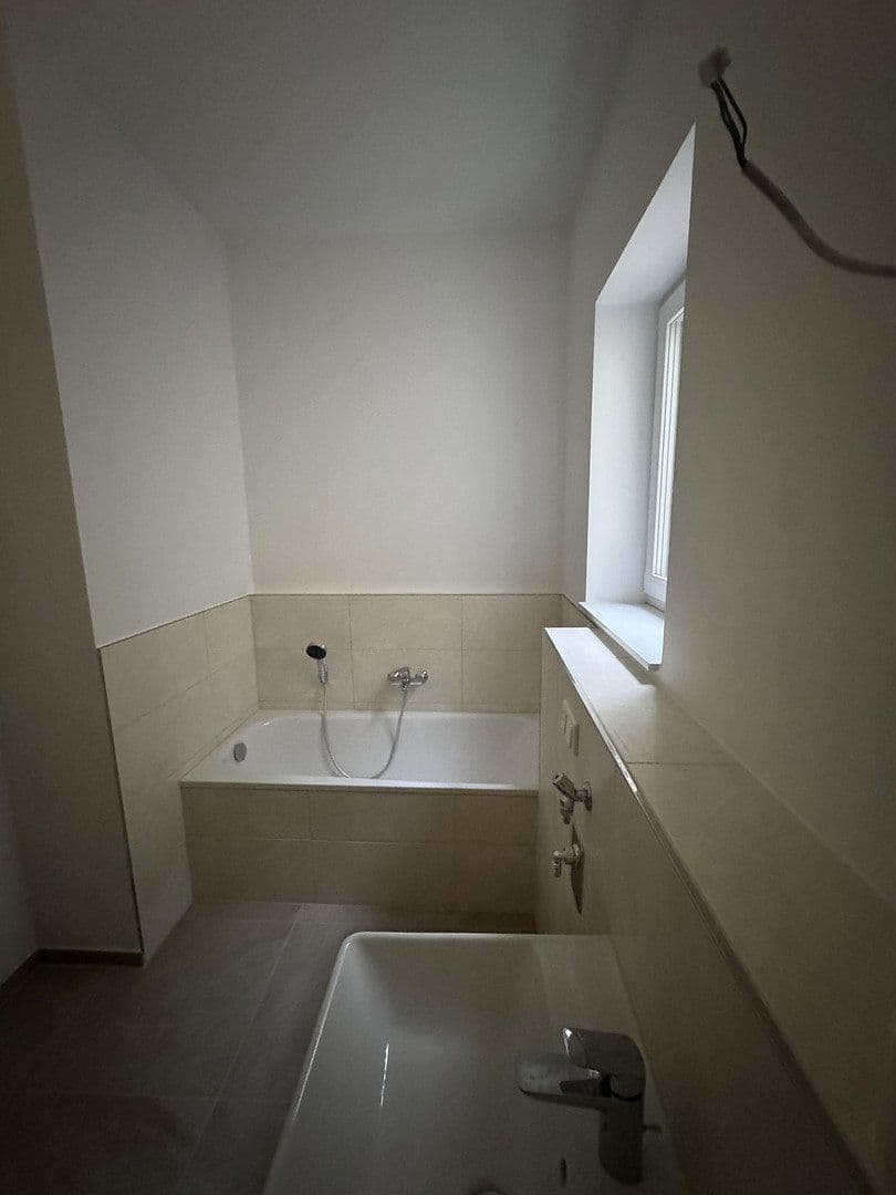 Prenájom bytu 3-izbový 73 m², Essenheim, Porýnie-Falcko Prenájom bytu 3-izbový 73 m², Essenheim, Porýnie-Falcko