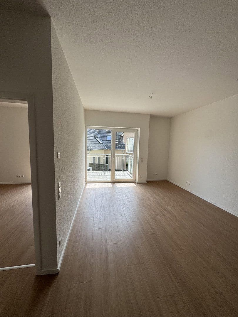 Prenájom bytu 3-izbový 73 m², Essenheim, Porýnie-Falcko Prenájom bytu 3-izbový 73 m², Essenheim, Porýnie-Falcko