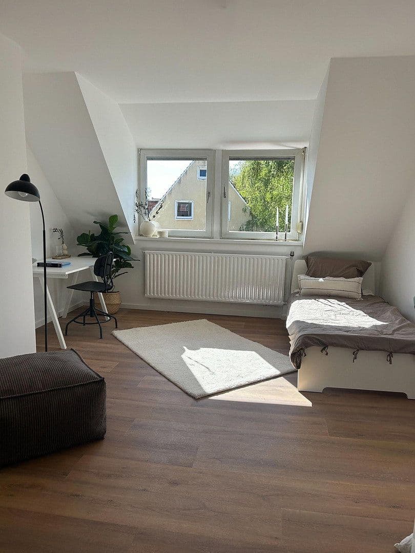 Prenájom bytu 3-izbový 75 m², Kreuzstraße, Osnabrück, Dolné Sasko Prenájom bytu 3-izbový 75 m², Kreuzstraße, Osnabrück, Dolné Sasko