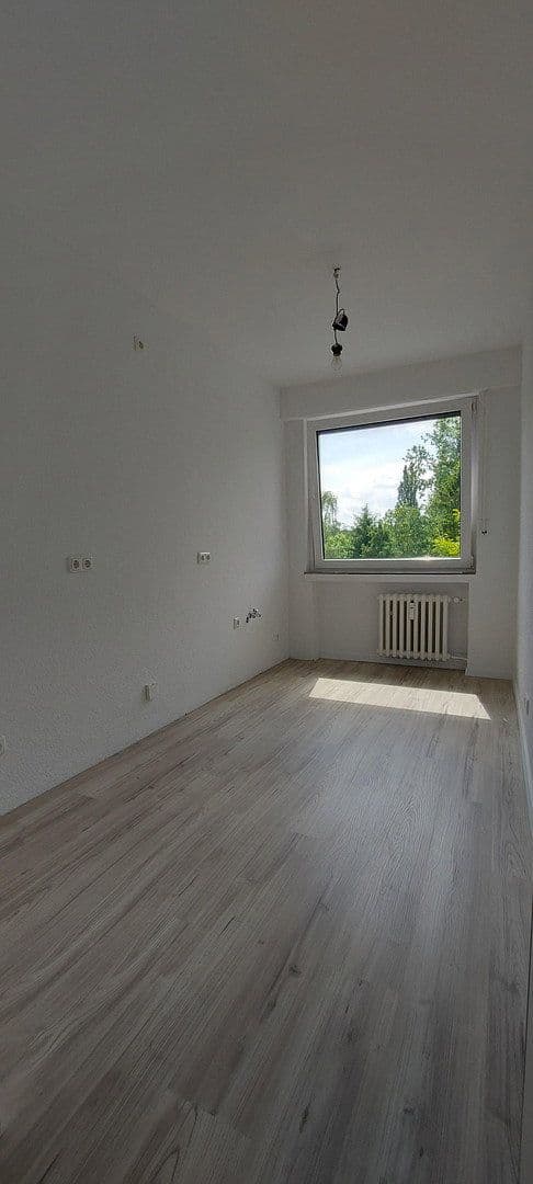 Prenájom bytu 2-izbový 63 m², Bedingrader Str. 165, Essen, Severné Porýnie - Westfálsko Prenájom bytu 2-izbový 63 m², Bedingrader Str. 165, Essen, Severné Porýnie - Westfálsko