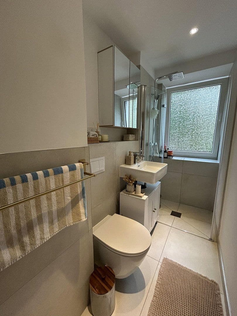 Prenájom bytu 3-izbový 51 m², Am Mittelfelde, Hannover, Dolné Sasko Prenájom bytu 3-izbový 51 m², Am Mittelfelde, Hannover, Dolné Sasko
