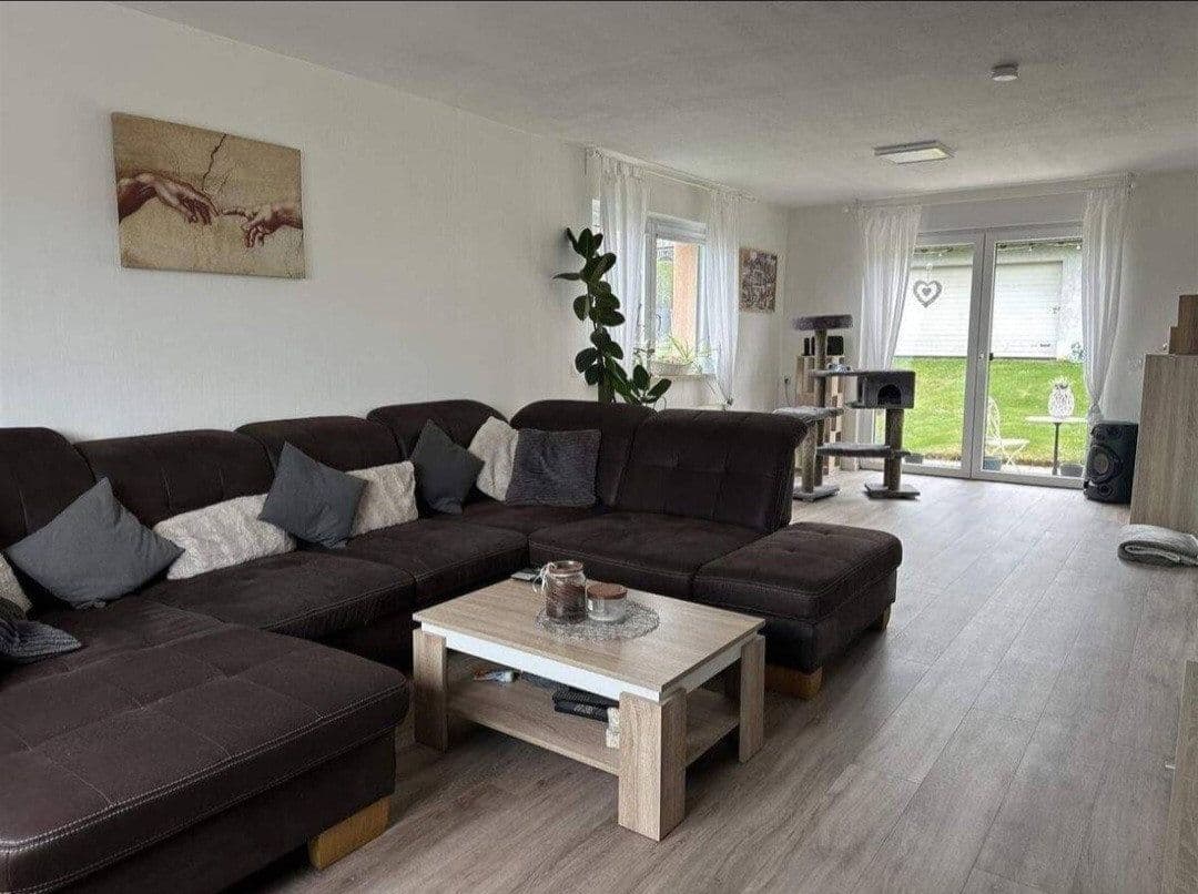 Predaj domu 180 m², pozemek 628 m², Ruschberg, Porýnie-Falcko Predaj domu 180 m², pozemek 628 m², Ruschberg, Porýnie-Falcko