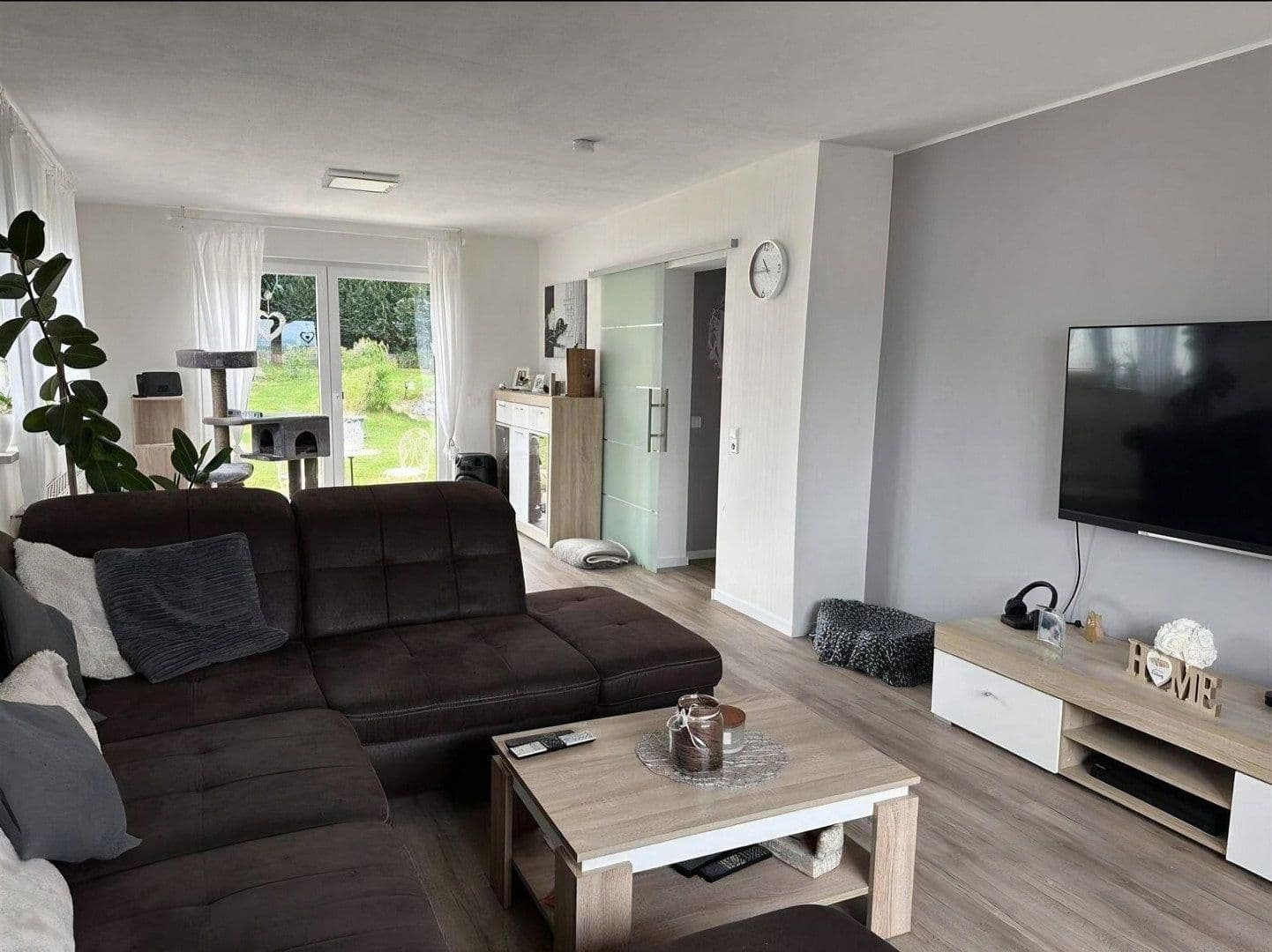 Predaj domu 180 m², pozemek 628 m², Ruschberg, Porýnie-Falcko Predaj domu 180 m², pozemek 628 m², Ruschberg, Porýnie-Falcko