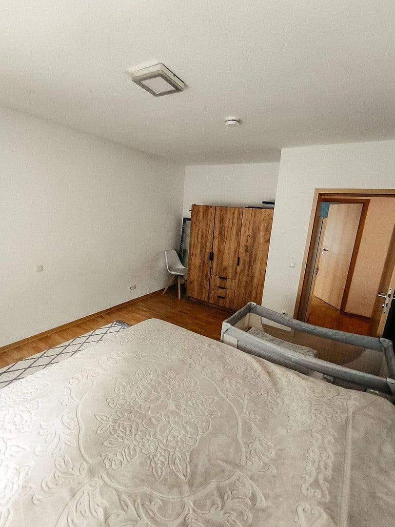 Prenájom bytu 4-izbový 90 m², Am kleinen Rotenberg 12, Wittlich, Porýnie-Falcko Prenájom bytu 4-izbový 90 m², Am kleinen Rotenberg 12, Wittlich, Porýnie-Falcko