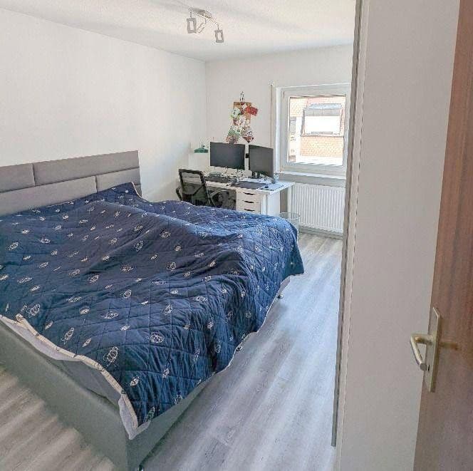 Prenájom bytu 2-izbový 50 m², Frankfurt am Main, Hesensko Prenájom bytu 2-izbový 50 m², Frankfurt am Main, Hesensko