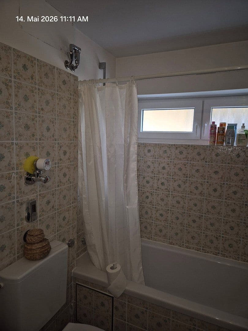 Prenájom bytu 2-izbový 57 m², Stuttgart, Bádensko-Wurttembersko Prenájom bytu 2-izbový 57 m², Stuttgart, Bádensko-Wurttembersko