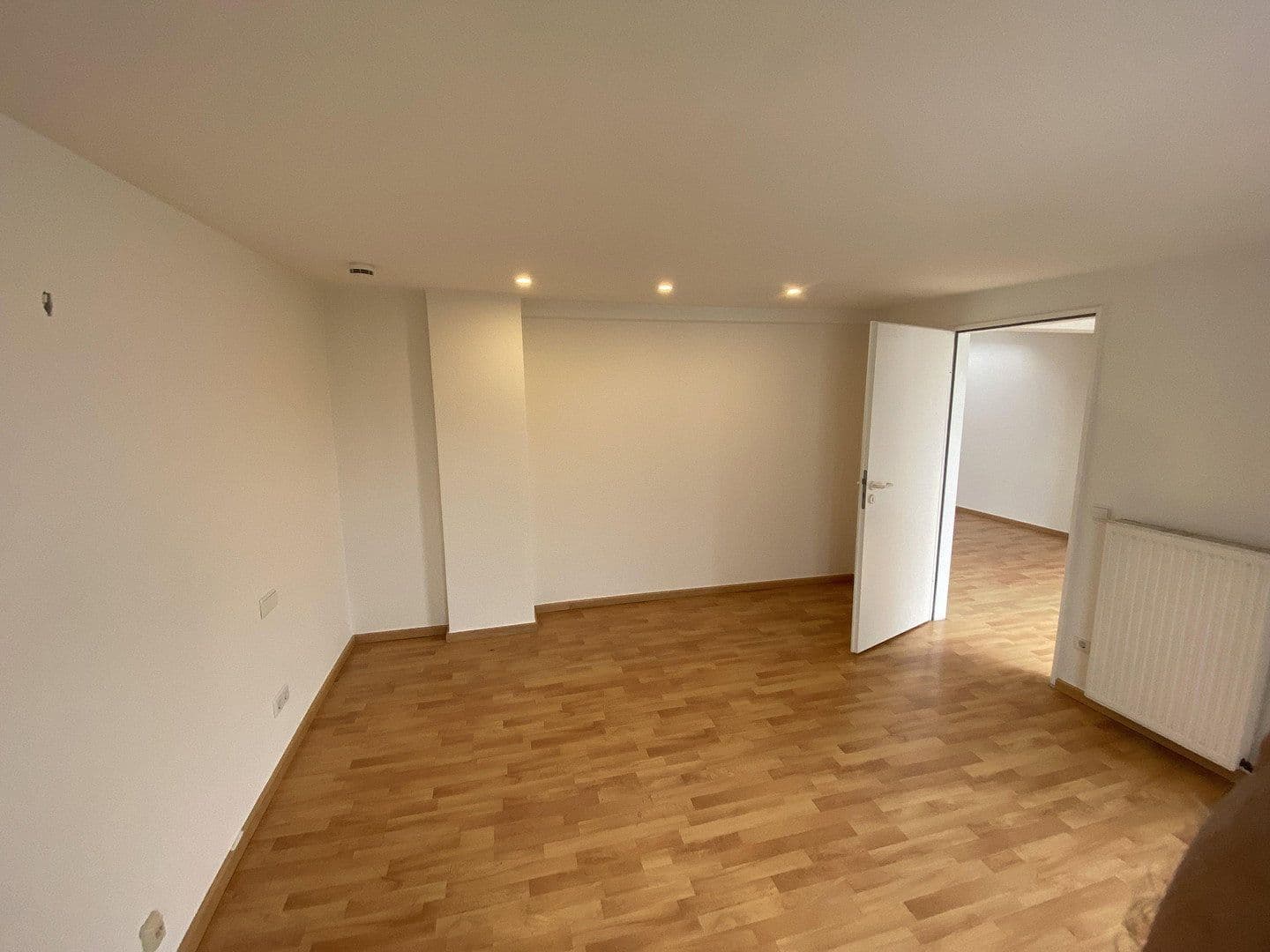 Predaj bytu 2-izbový 70 m², Fruchtallee 25, Hamburg, Hamburg Predaj bytu 2-izbový 70 m², Fruchtallee 25, Hamburg, Hamburg
