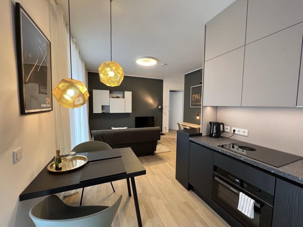 Prenájom bytu 2-izbový 56 m², Mühlenstraße 20, Berlin, Berlín Prenájom bytu 2-izbový 56 m², Mühlenstraße 20, Berlin, Berlín
