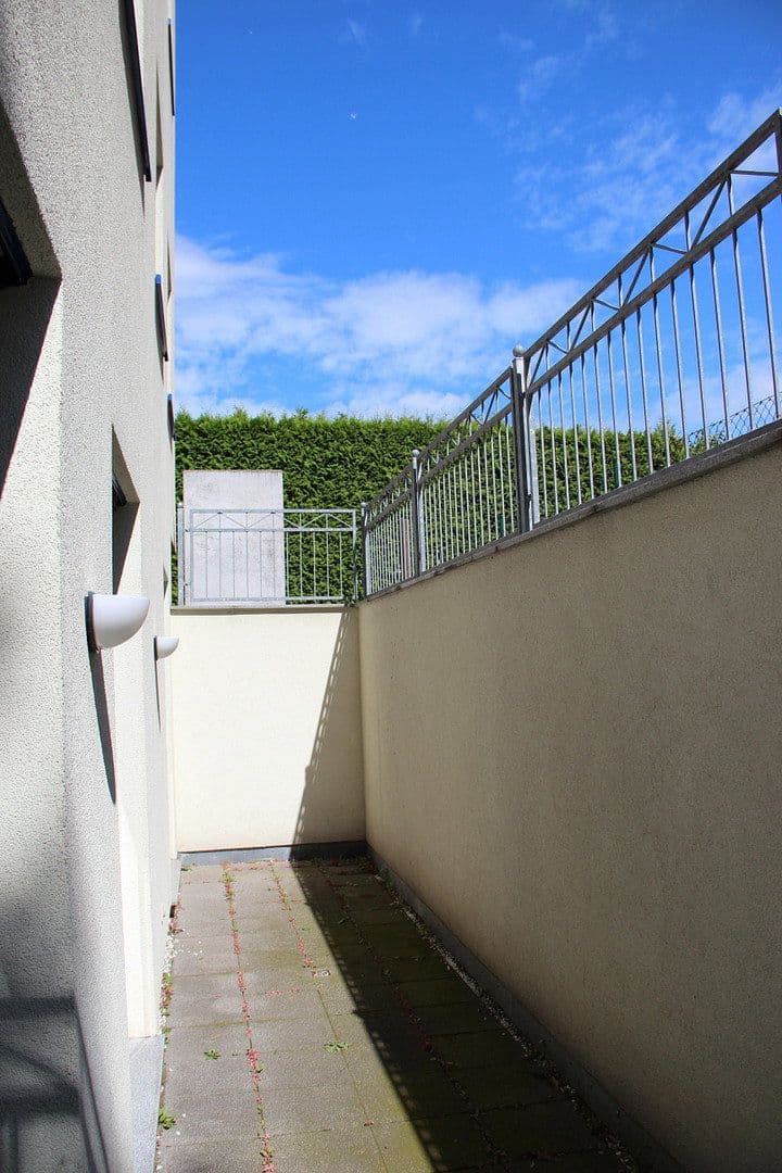 Prenájom bytu 3-izbový 93 m², Schulstraße 43a, Hattersheim am Main, Hesensko Prenájom bytu 3-izbový 93 m², Schulstraße 43a, Hattersheim am Main, Hesensko