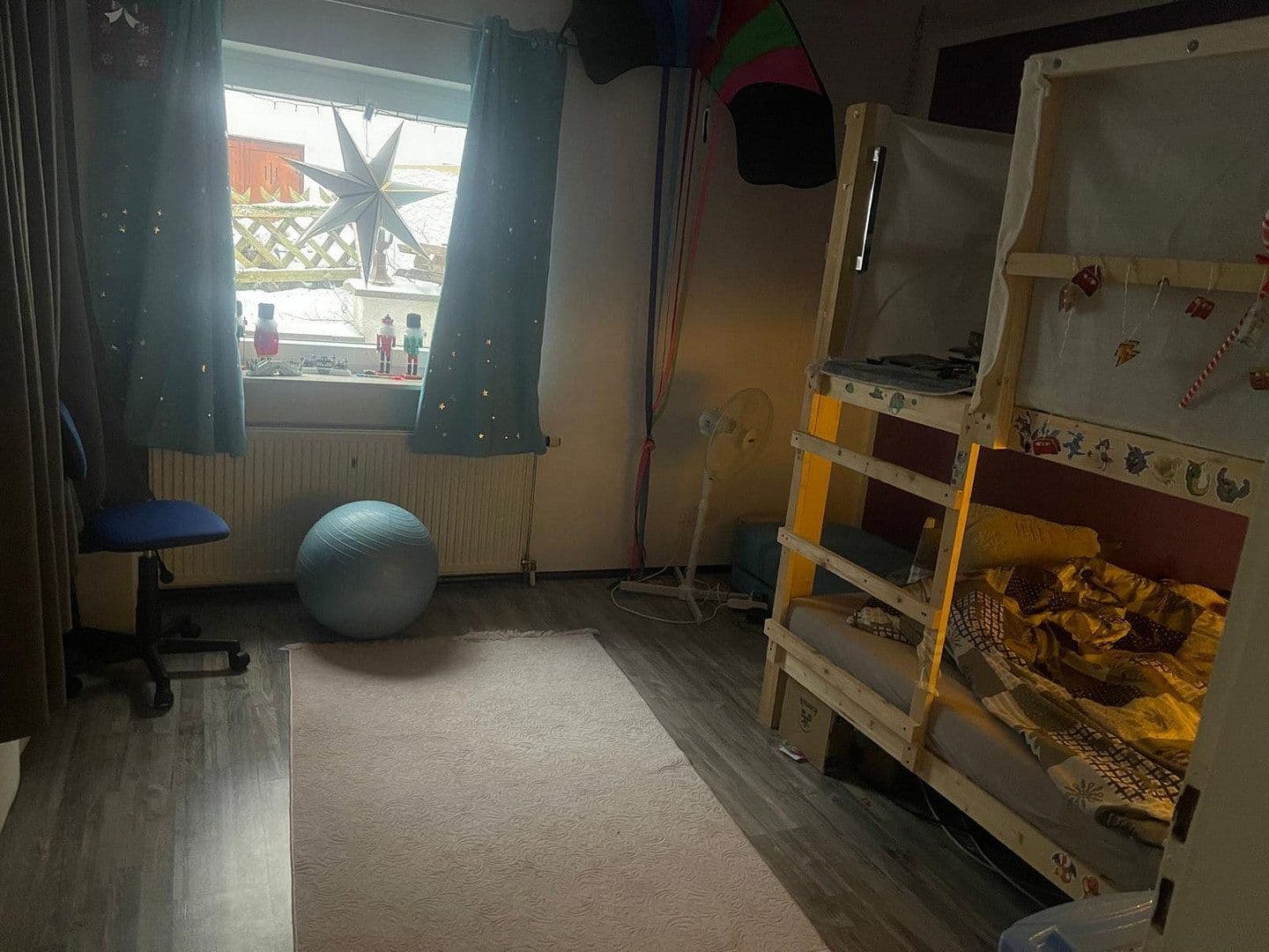 Predaj domu 140 m², pozemek 416 m², Mücke, Hesensko Predaj domu 140 m², pozemek 416 m², Mücke, Hesensko