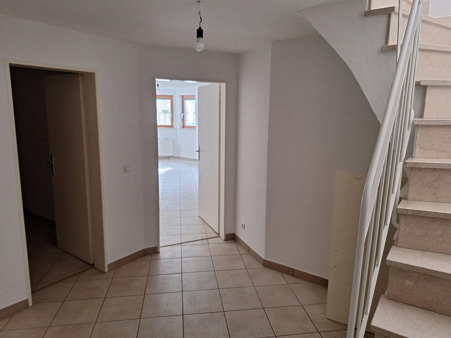 Predaj bytu 3-izbový 91 m², München, Bavorsko Predaj bytu 3-izbový 91 m², München, Bavorsko