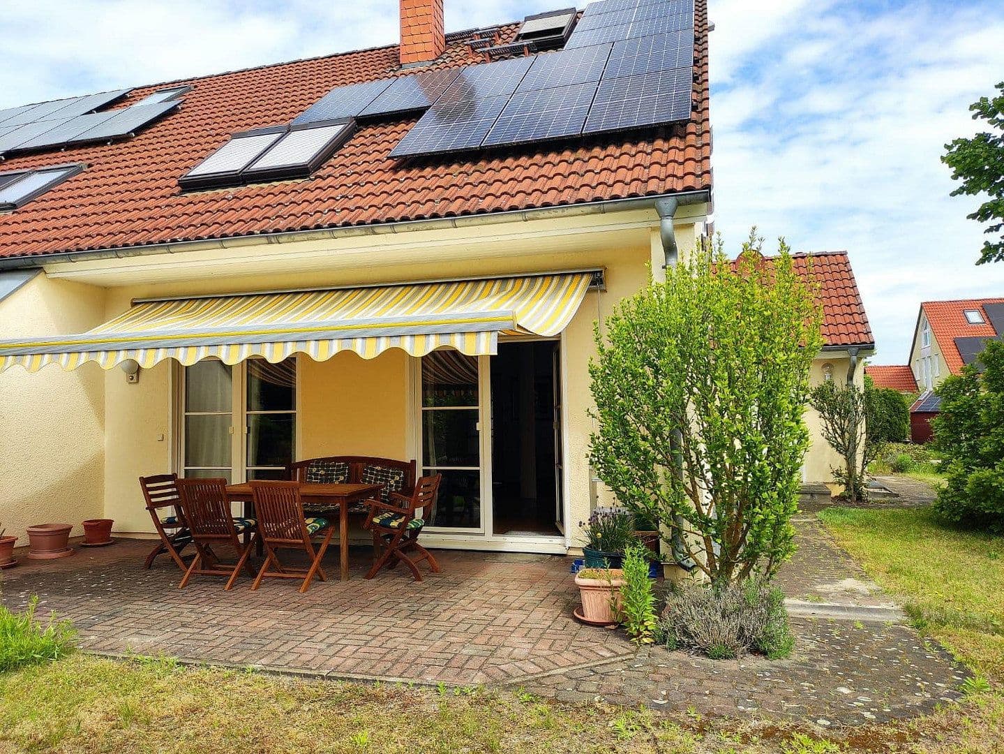 Predaj domu 132 m², pozemek 515 m², Berlin-Biesdorf, Berlín Predaj domu 132 m², pozemek 515 m², Berlin-Biesdorf, Berlín