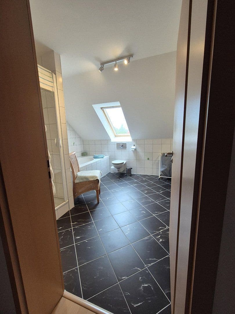 Predaj domu 132 m², pozemek 515 m², Berlin-Biesdorf, Berlín Predaj domu 132 m², pozemek 515 m², Berlin-Biesdorf, Berlín