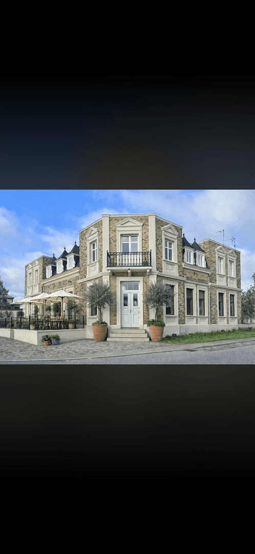 Predaj domu 434 m², pozemek 1.000 m², Wandlitz, Brandenbursko Predaj domu 434 m², pozemek 1.000 m², Wandlitz, Brandenbursko