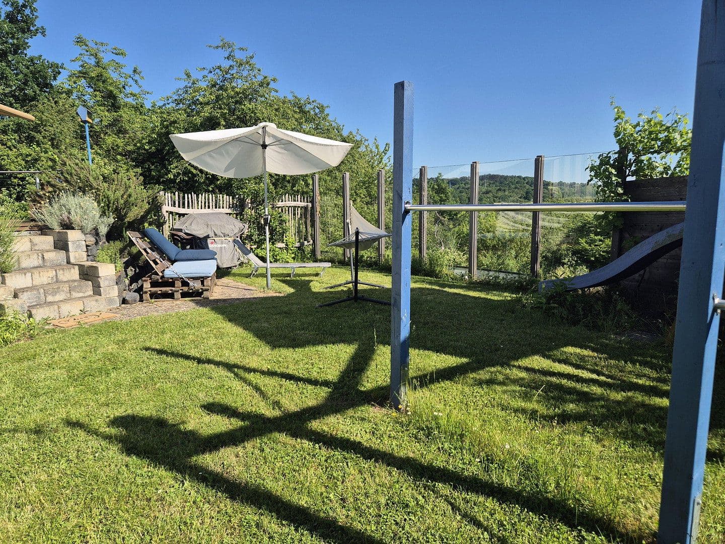 Predaj domu 257 m², pozemek 669 m², Dattenberg, Porýnie-Falcko Predaj domu 257 m², pozemek 669 m², Dattenberg, Porýnie-Falcko