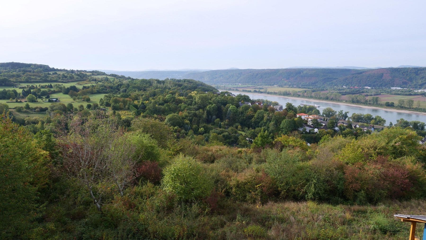 Predaj domu 257 m², pozemek 669 m², Dattenberg, Porýnie-Falcko Predaj domu 257 m², pozemek 669 m², Dattenberg, Porýnie-Falcko