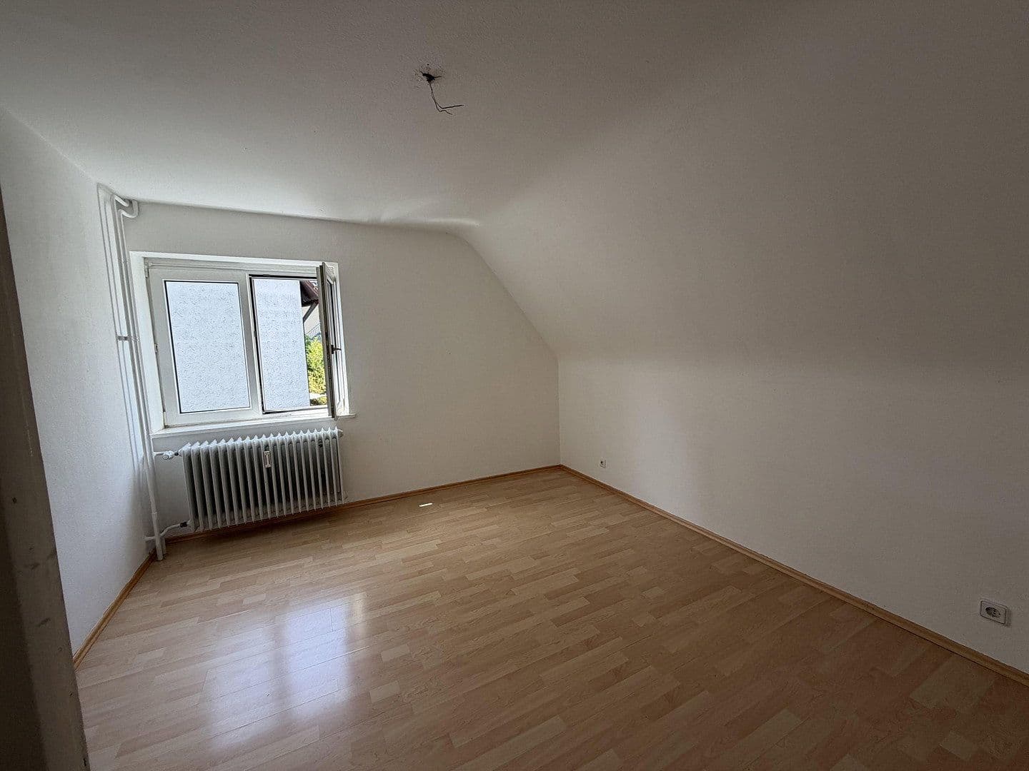 Predaj domu 150 m², pozemek 647 m², Freudenstadt, Bádensko-Wurttembersko Predaj domu 150 m², pozemek 647 m², Freudenstadt, Bádensko-Wurttembersko