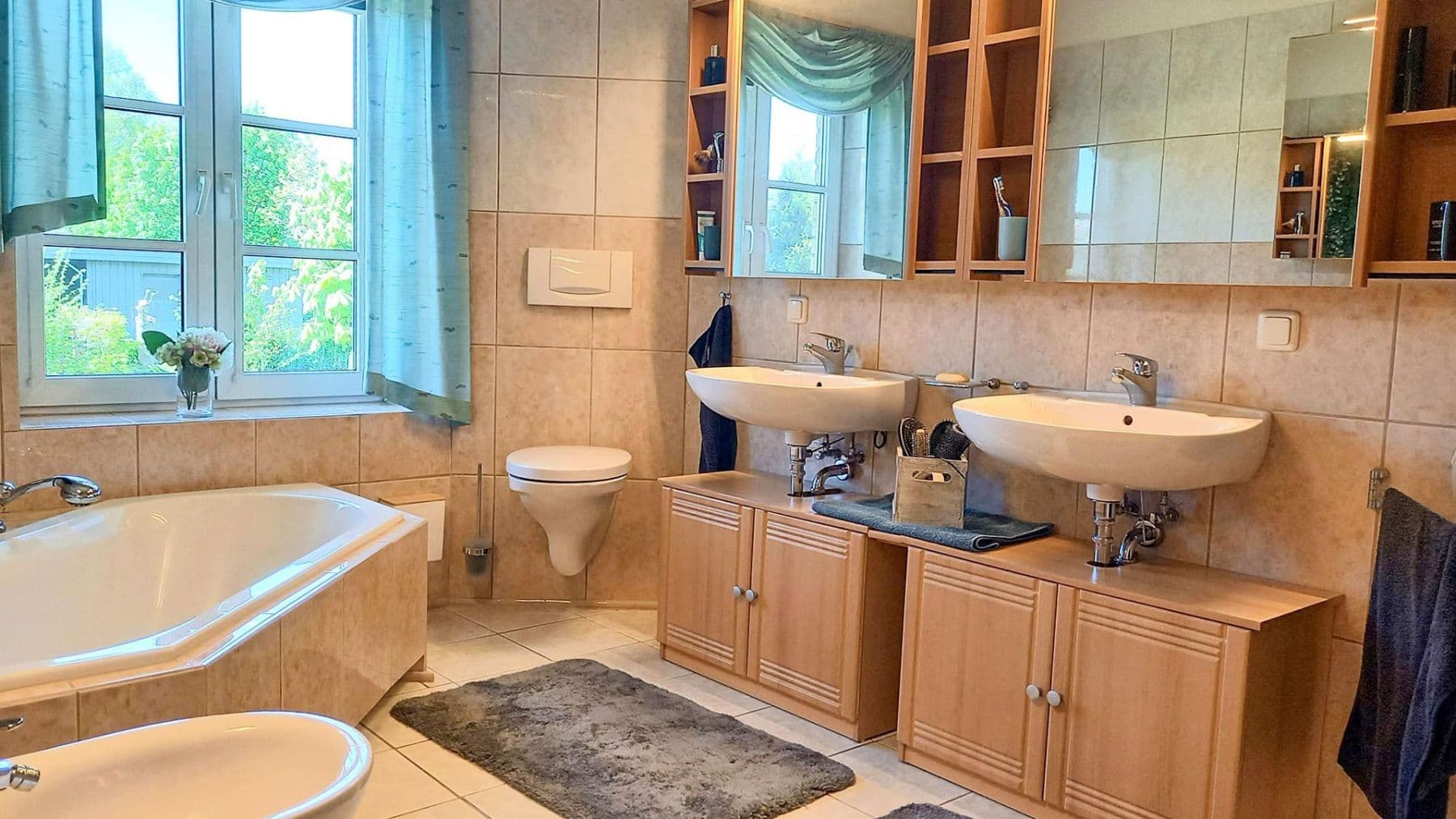 Predaj domu 196 m², pozemek 3.200 m², Schaalby, Šlezvicko-Holštajnsko Predaj domu 196 m², pozemek 3.200 m², Schaalby, Šlezvicko-Holštajnsko