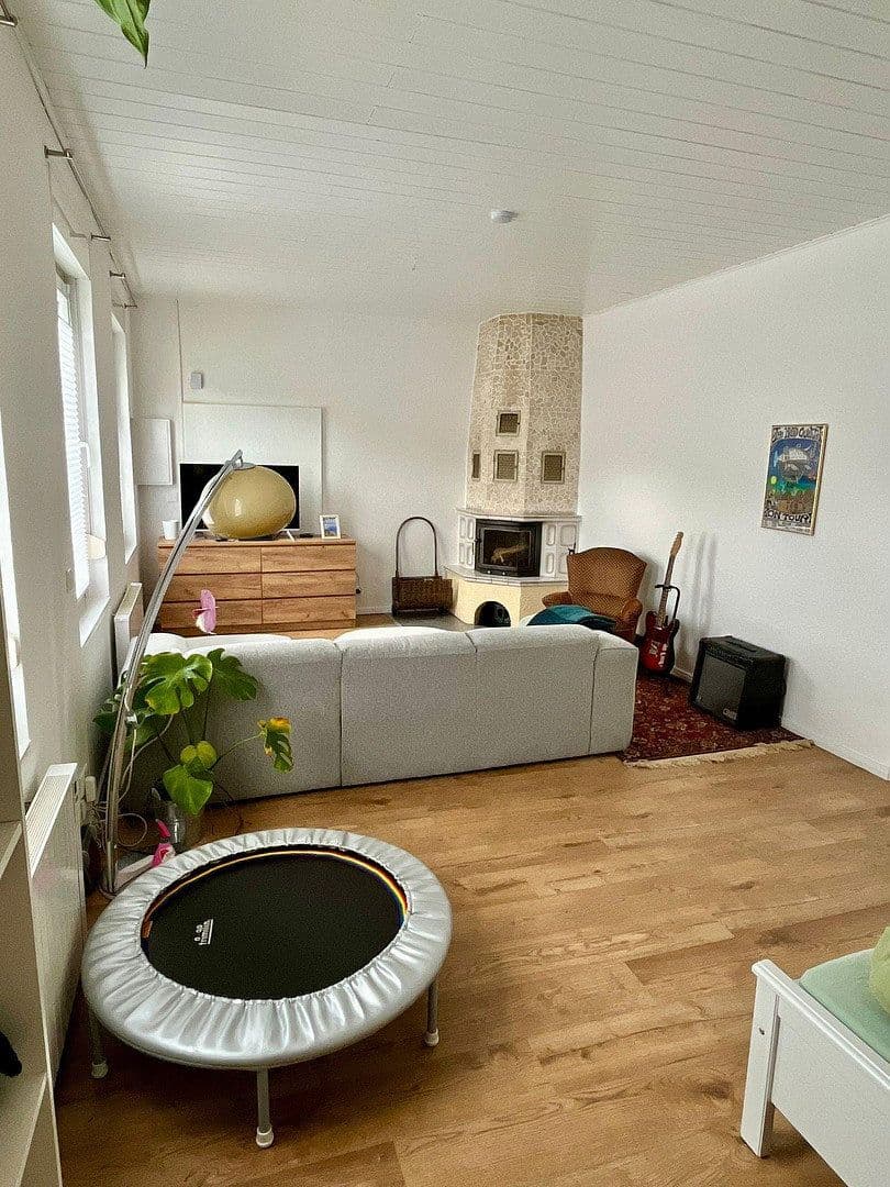 Prenájom bytu 3-izbový 66 m², Medinger Straße 31, Bad Bevensen, Dolné Sasko Prenájom bytu 3-izbový 66 m², Medinger Straße 31, Bad Bevensen, Dolné Sasko