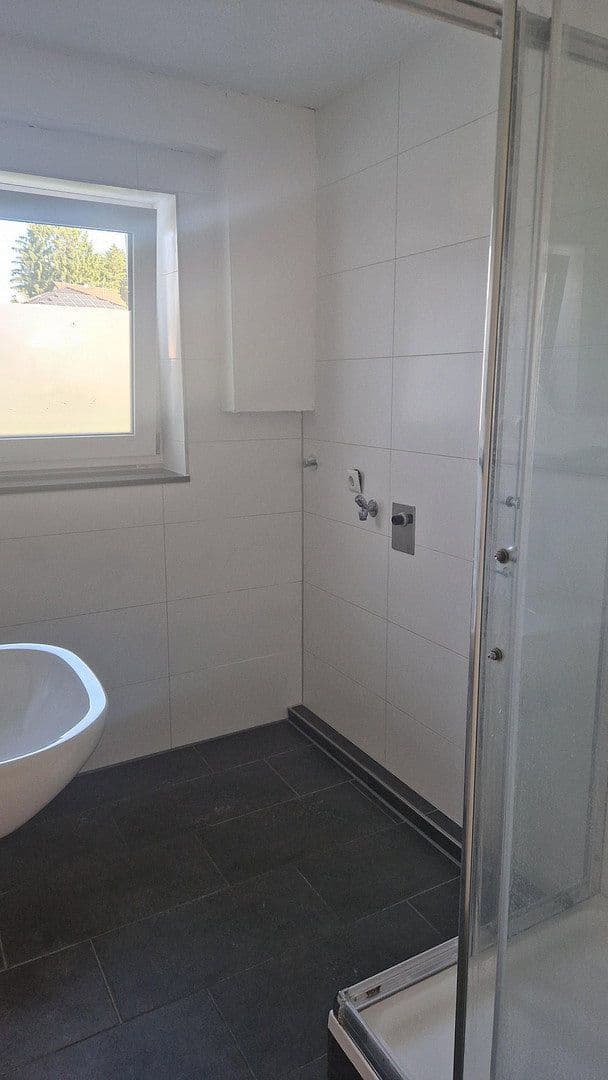 Prenájom bytu 2-izbový 72 m², Vettelschoß, Porýnie-Falcko Prenájom bytu 2-izbový 72 m², Vettelschoß, Porýnie-Falcko